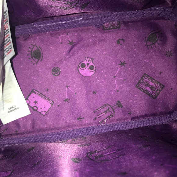 Loungefly Hocus Pocus Disney Parks exclusive mini backpack - Picture 9 of 11